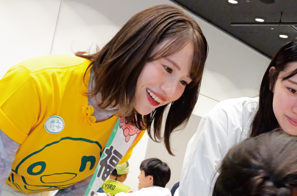 福永裕梨アナウンサ