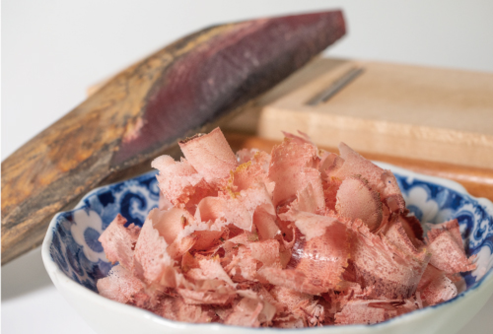 鰹節削り器があれば、久しぶりに削ってみませんか？